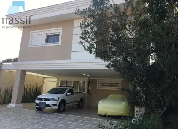 Casa à venda no Condomínio Flamboyant - Mogi das Cruzes