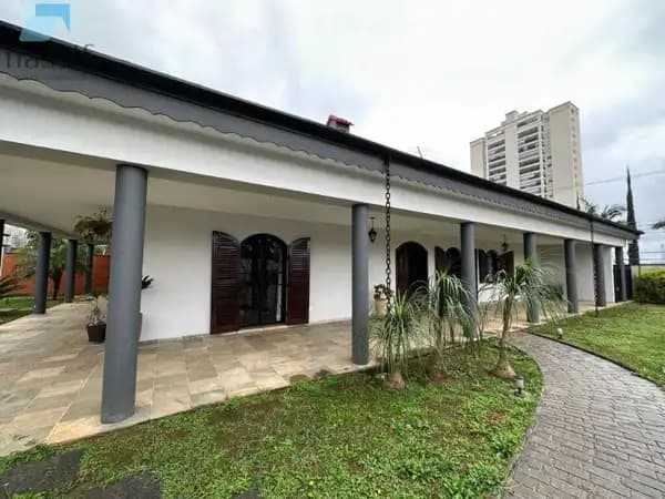 Casa à venda em Mogi das Cruzes/SP