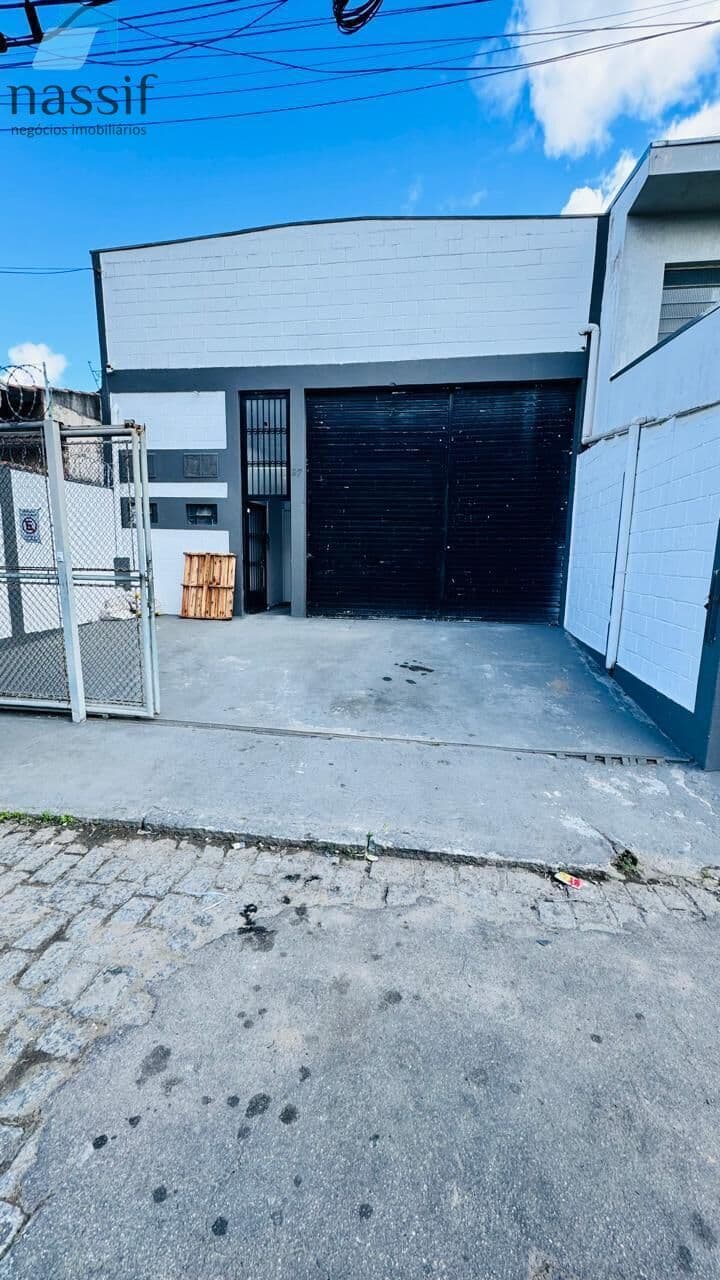 Galpão Comercial à venda na Vila Industrial