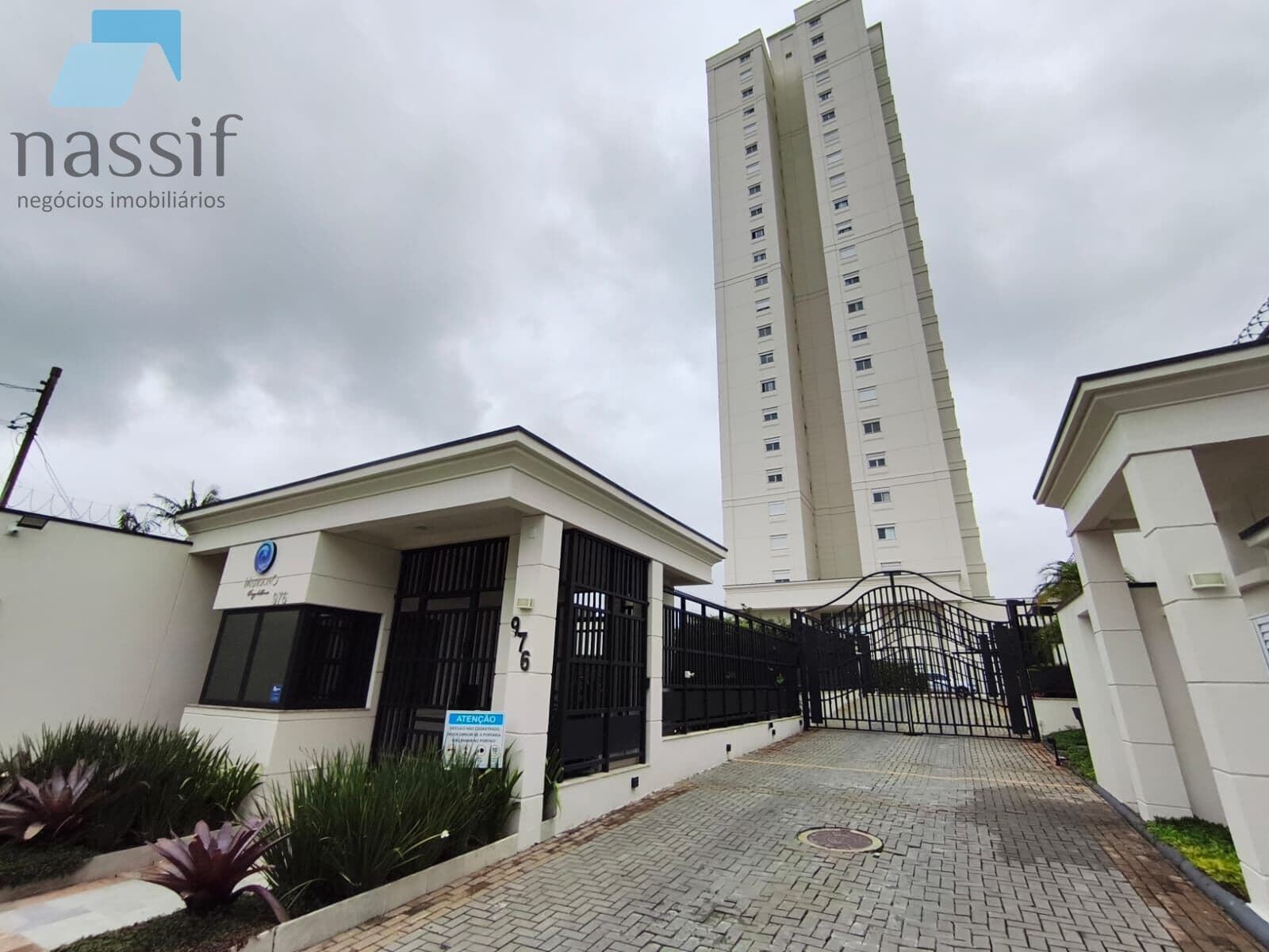 Apartamento à venda no condomínio Murano Braz de Pina