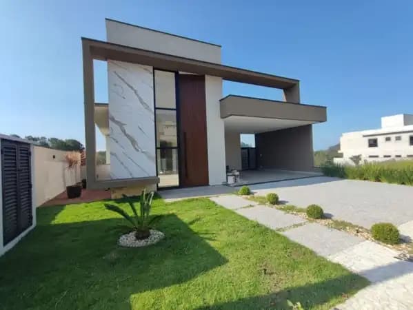 Casa à venda em Mogi das Cruzes/SP