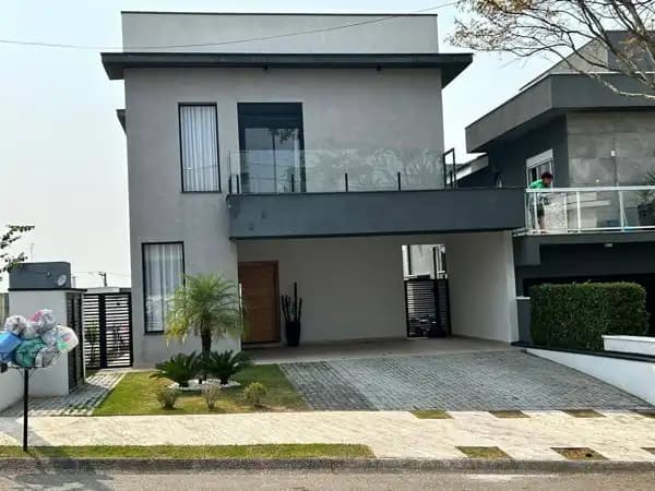 Casa à venda em Mogi das Cruzes/SP