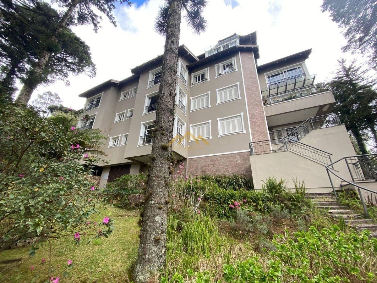 Ótimo Apartamento Duplex em Gramado