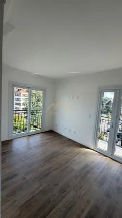 APARTAMENTO À VENDA NO CENTRO DE GRAMADO