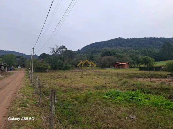 Área de terra em Nova Petrópolis
