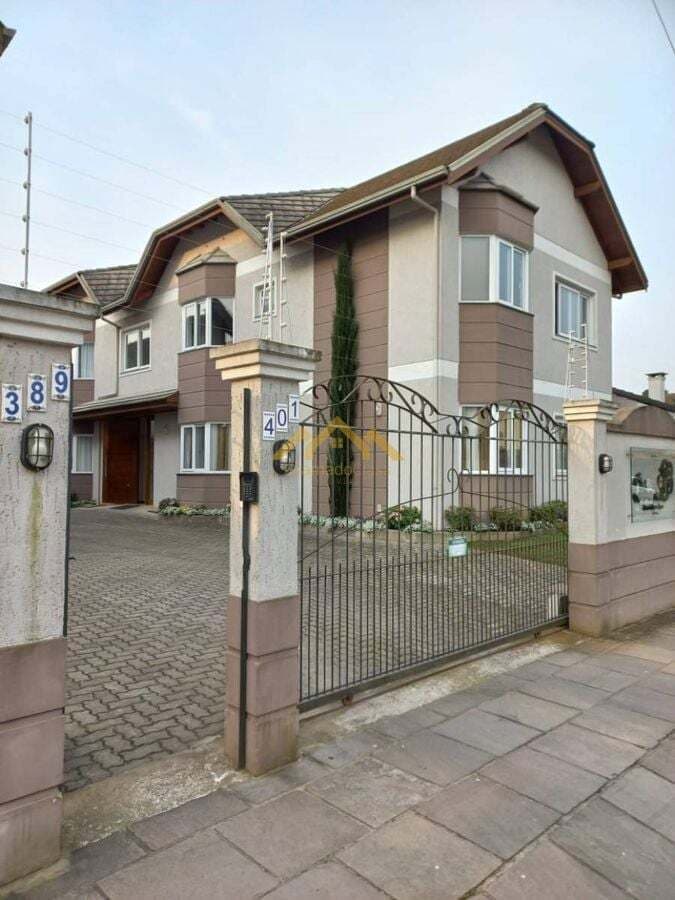 Apartamento à Venda 2 Quartos, Mobiliado Centro de Canela