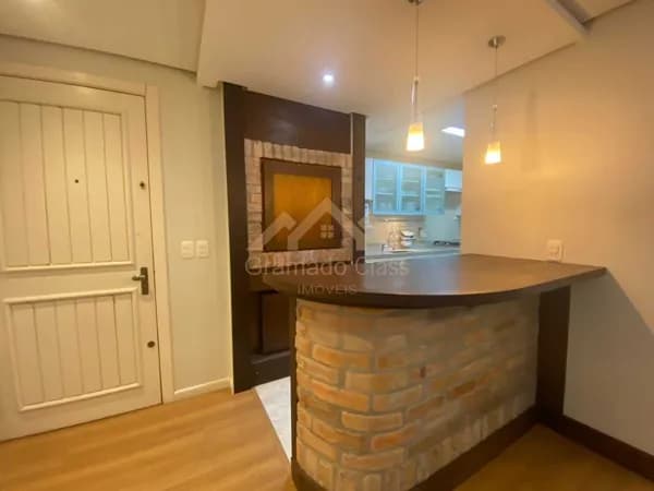 Excelente apartamento no centro de Gramado