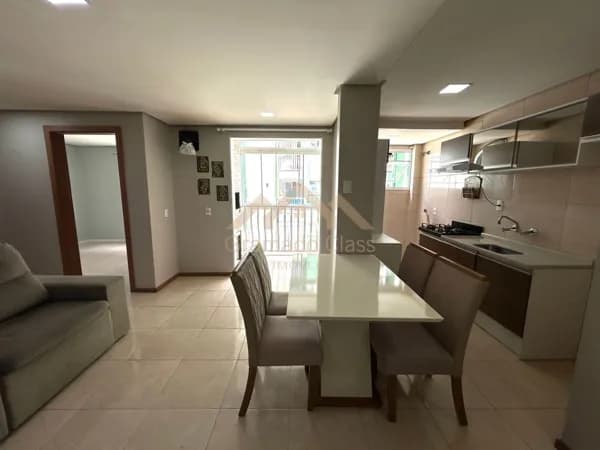 APARTAMENTO À VENDA | SEMI MOBILIADO |
