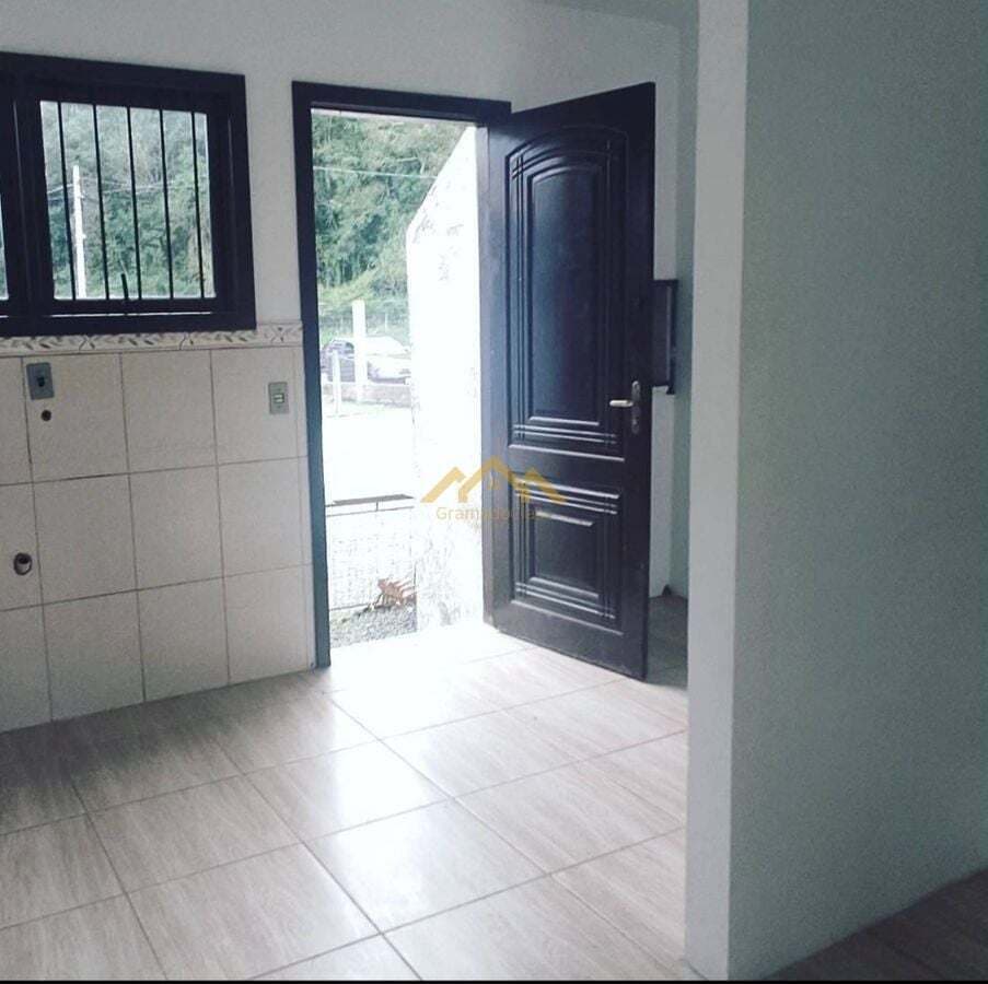 Casa à Venda 2 Quartos, Canela 62m²