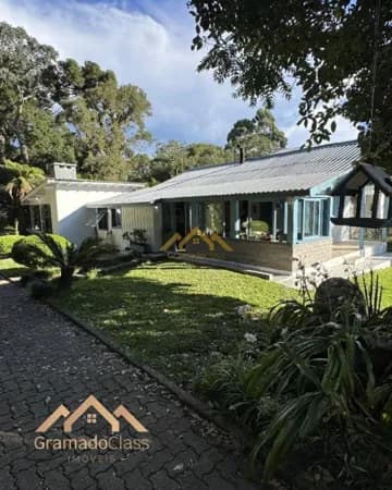 Casa em condomínio