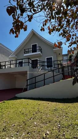 Casa térrea,para venda com vista panorâmica para montanhas