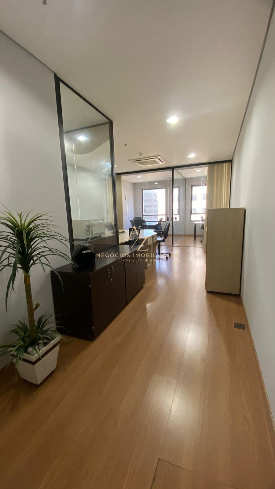 Sala Comercial Mobiliada para Locação - 50m² - Centro Empresarial Araguaia - Alphaville
