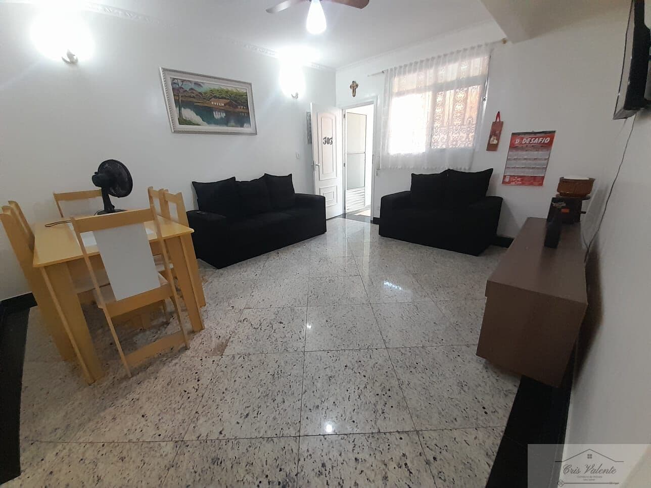 Apartamento Padrão de 3 dormitórios na avenida da praia