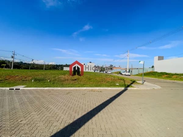 Terreno de esquina à venda no Condomínio Green Parque Jardim em Viamão/RS