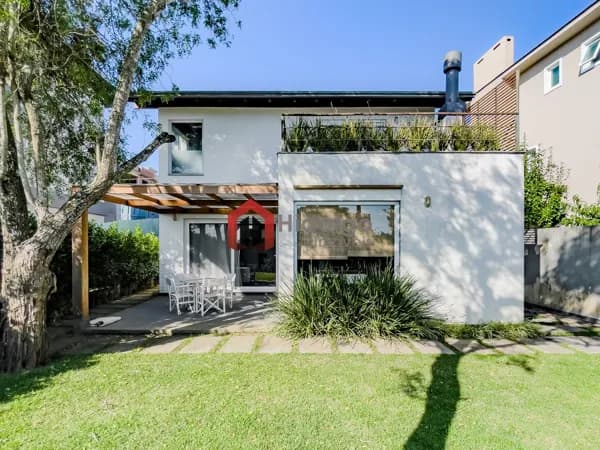 Casa com 03 quartos e Arquitetura Conceitual no Buena Vista em Viamão!
