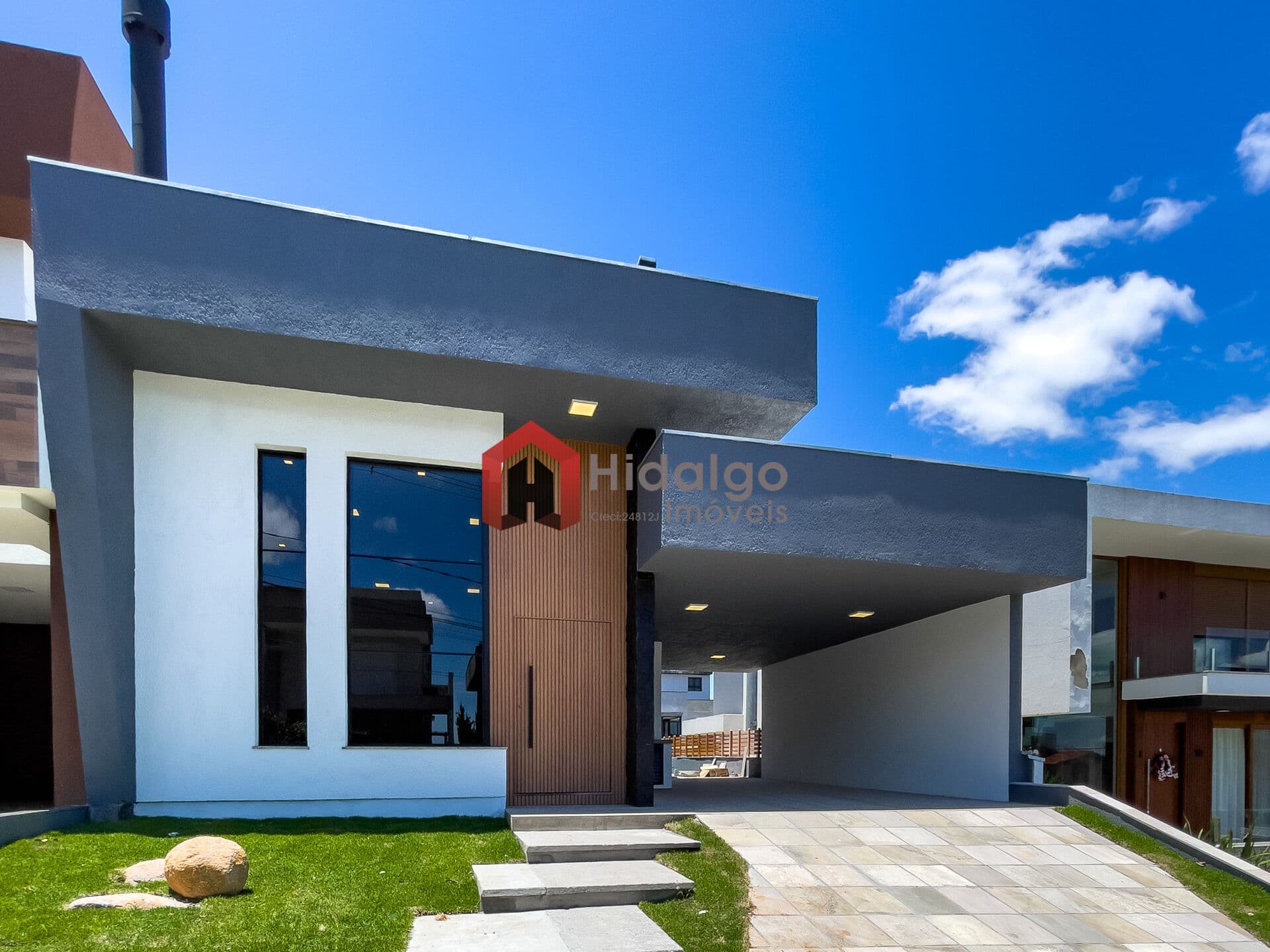 RARIDADE NO BUENA VISTA! CASA TÉRREA NOVA E COM MÓVEIS PLANEJADOS!