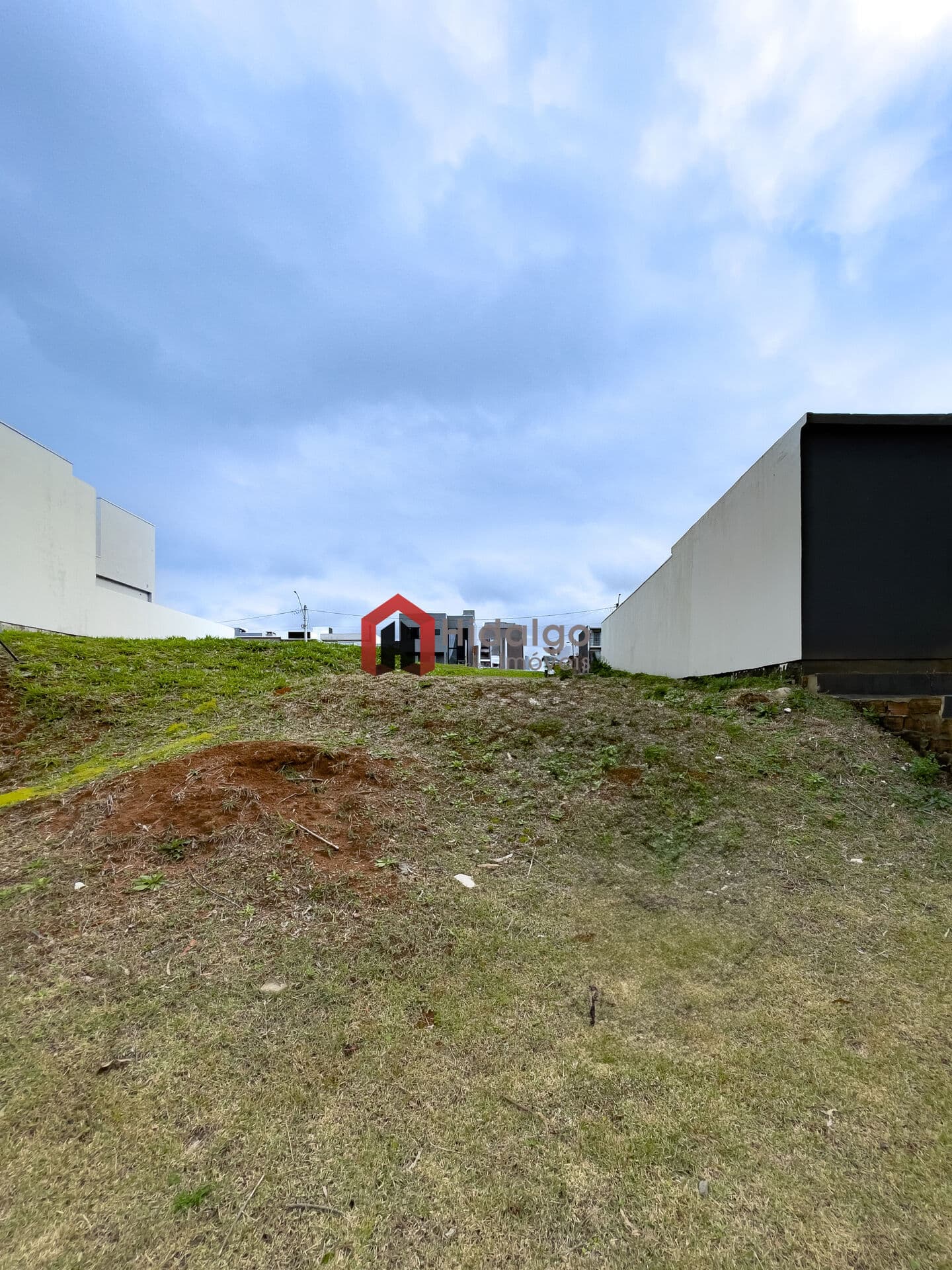 Terreno à venda no Condomínio Green Caminho do Meio - Viamão/RS