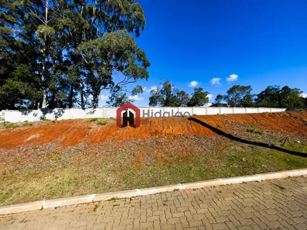 Terreno Livre de vizinhos de fundos no Green Parque Jardim em Viamão/RS