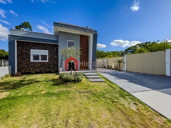 CASA CONSTRUÍDA NO MAIOR TERRENO DO CONDOMÍNIO GREEN