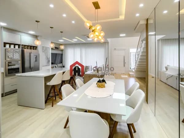 CASA COM 03 QUARTOS + ESCRITÓRIO NO BUENA VISTA EM VIAMÃO!