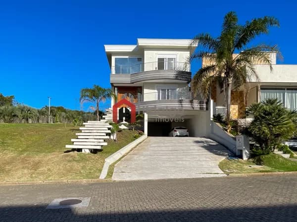 IMPONENTE RESIDÊNCIA À VENDA NO BUENA VISTA EM VIAMÃO!