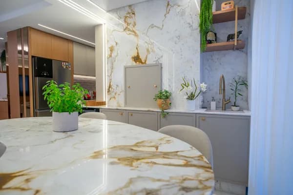 4 suítes, 3 vagas, mobiliado e decorado, Meia Praia-Itapema