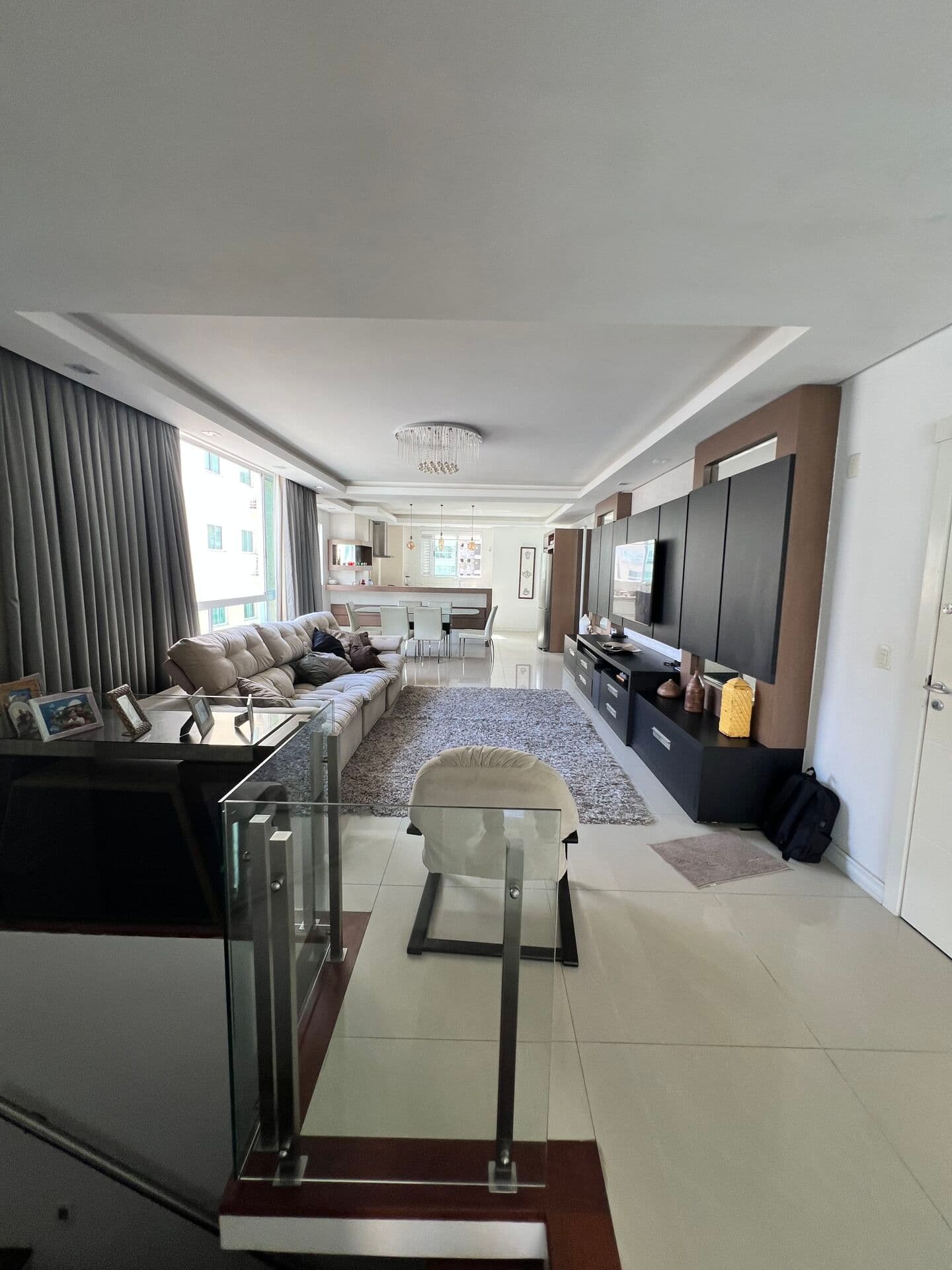 OPORTUNIDADE, COBERTURA DUPLEX COM JACUZZI PRIVATIVA, MEIA PRAIA-ITAPEMA