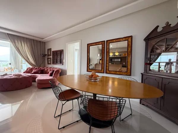 2 DORM, MOBILIADO, 2 VAGAS NA MEIA PRAIA-ITAPEMA/SC