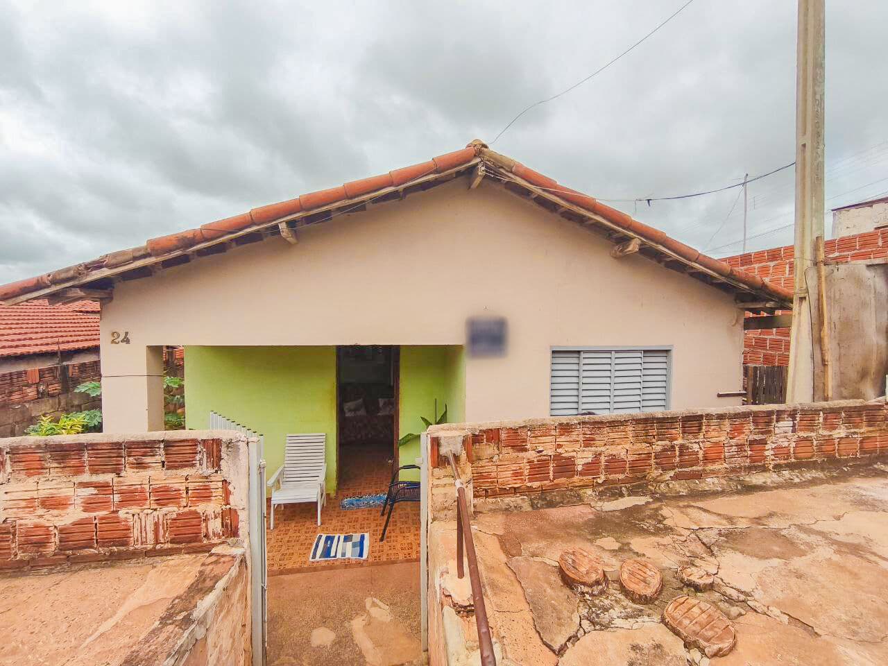 Casa à venda no centro de Cajobi-SP, ideal para quem busca tranquilidade e praticidade no dia a dia
