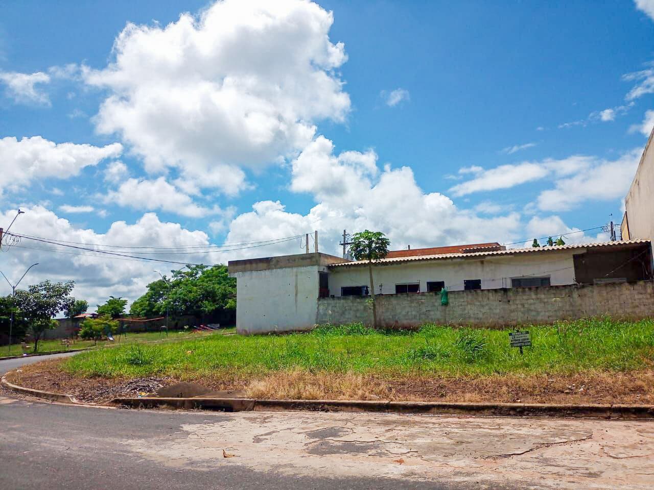 Terreno em Loteamento em Centro, Vista Alegre do Alto/SP