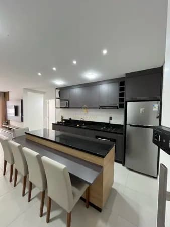 Apartamento mobiliado a venda, 02 quartos, 02 vagas, Ingleses Norte, R$875.000,00
