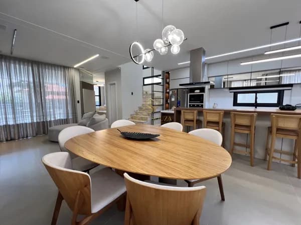Casa nova, mobiliada e decorada, Ingleses Norte, R$2.190.000,00