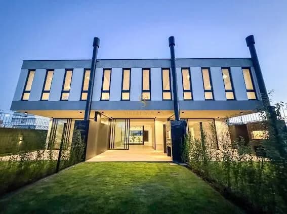 Sobrado Alto Padrão na região nobre dos Ingleses R$ 1.795.000,00