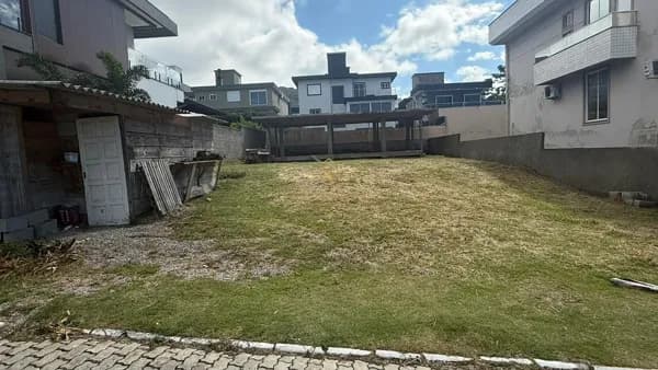 Terreno em Condomínio com projeto aprovado, R$ 630.000,00