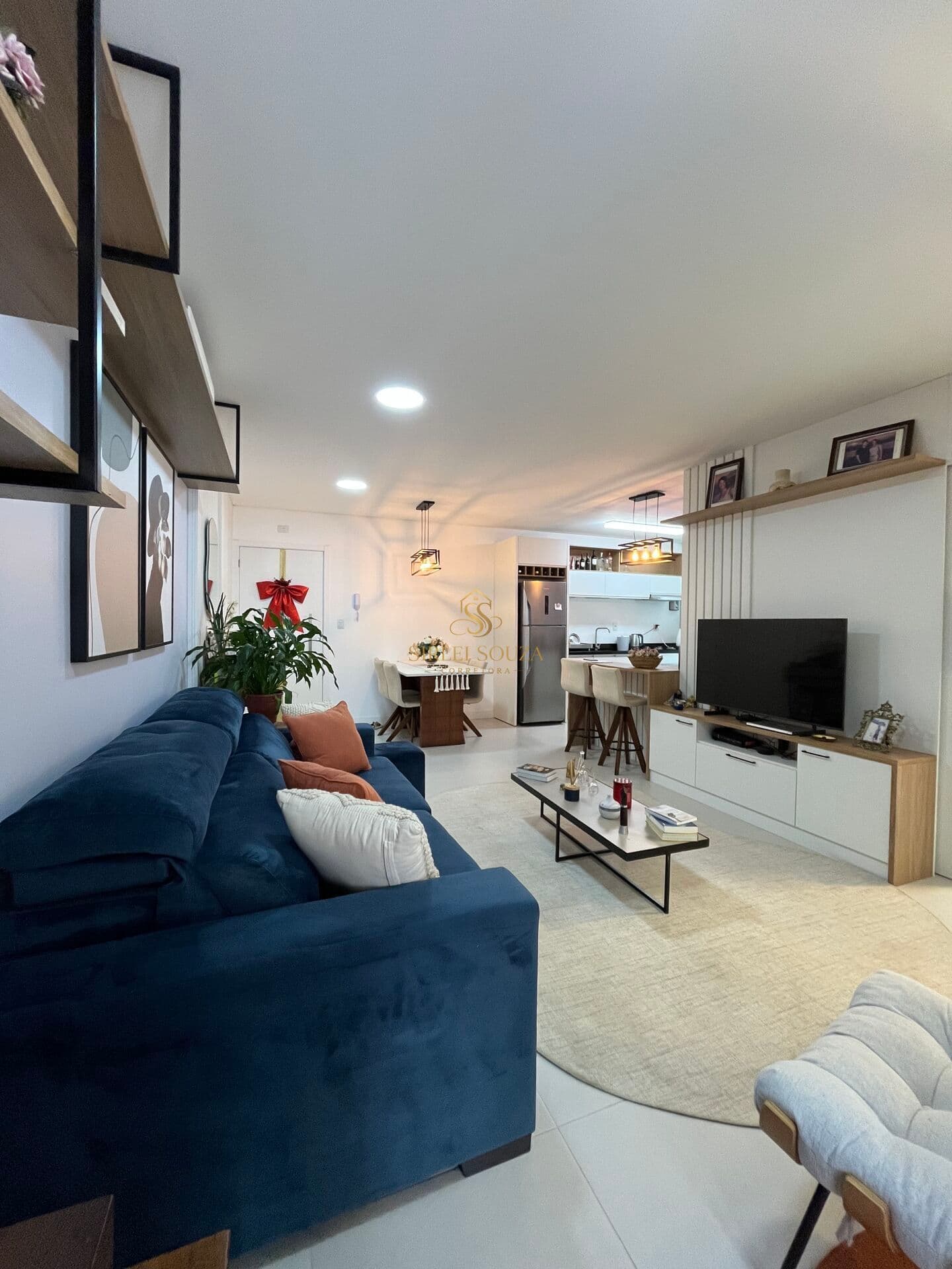Apartamento mobiliado a venda, 02 quartos, 01 vaga, Ingleses Norte, R$955.000,00