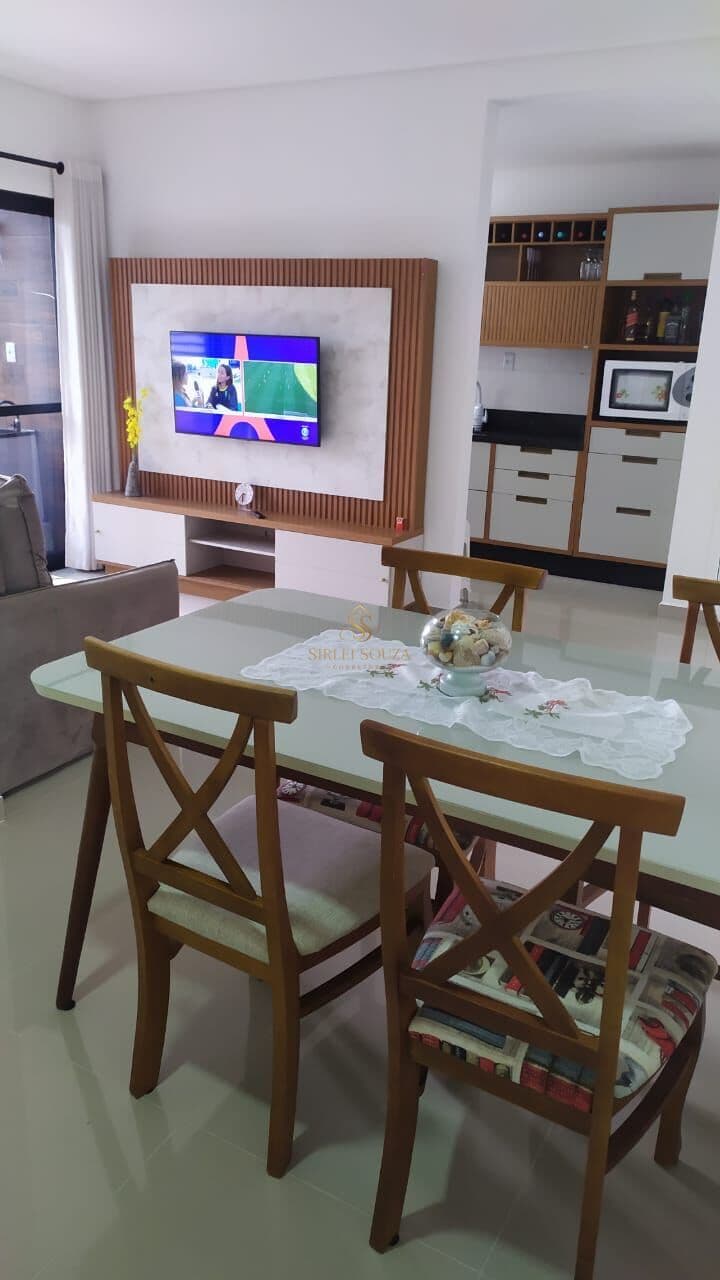 Apartamento mobiliado, 02 quartos, vaga coberta, praia dos ingleses, R$636.000,00