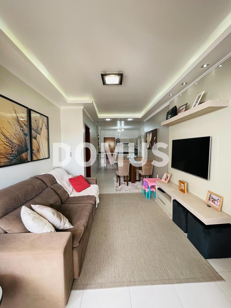 Apartamento semimobiliado à venda | R$410.000,00