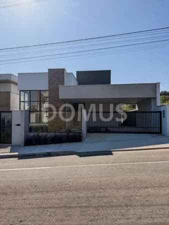 Casa em Jaraguá do Sul - Três Rios do Norte
