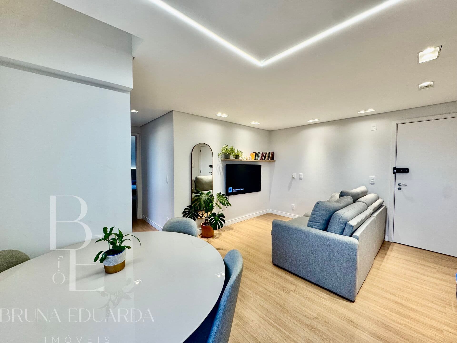 APARTAMENTO SEMI MOBILIADO NO ANITA GARIBALDI