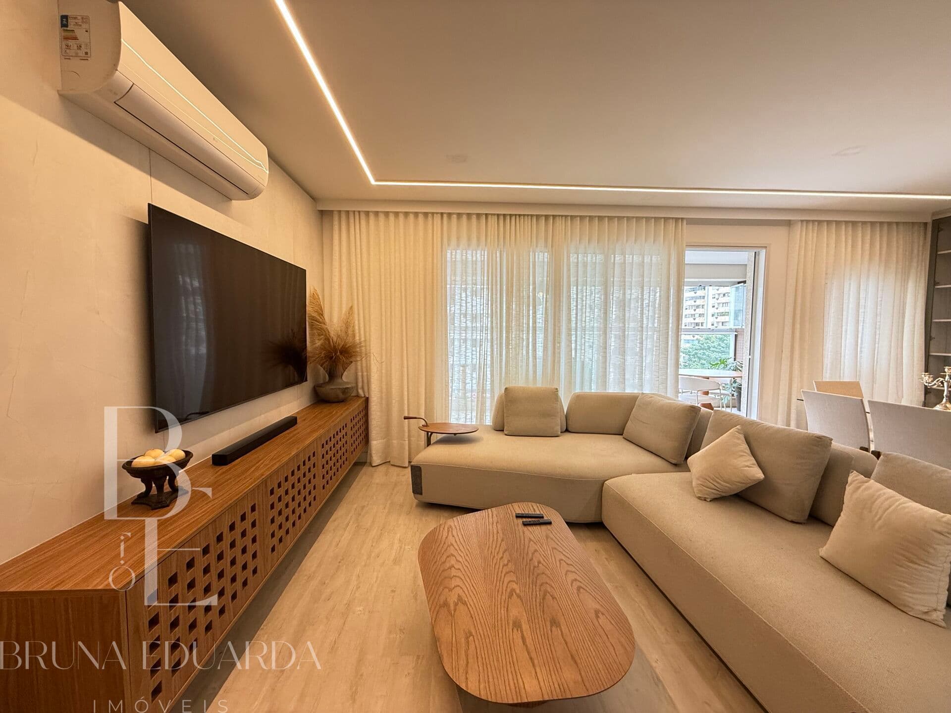 APARTAMENTO MODERNO A VENDA