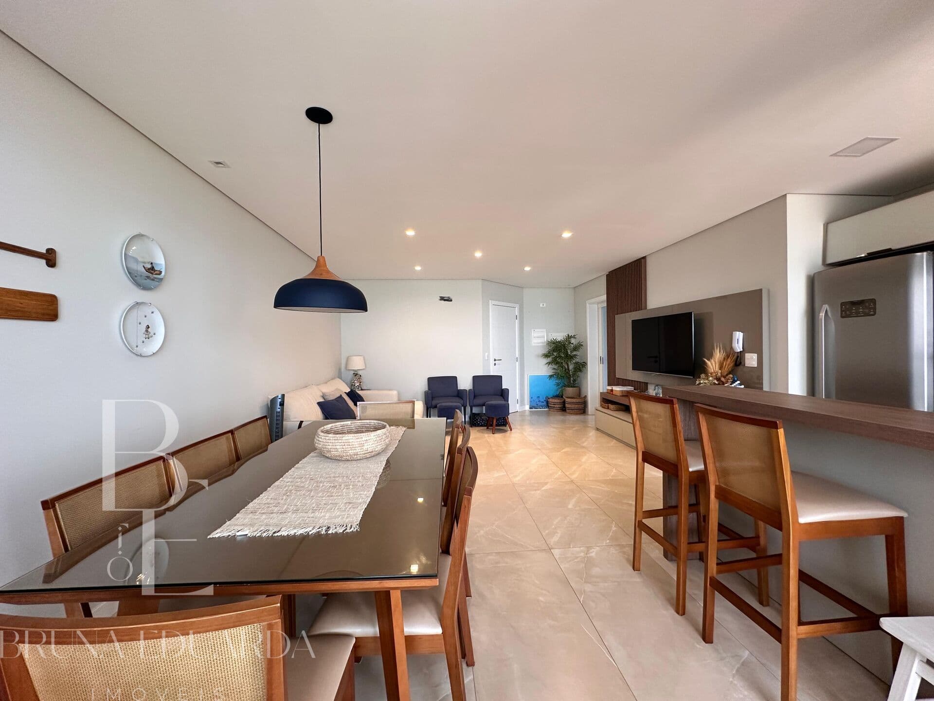 APARTAMENTE BALNEÁRIO PIÇARRAS