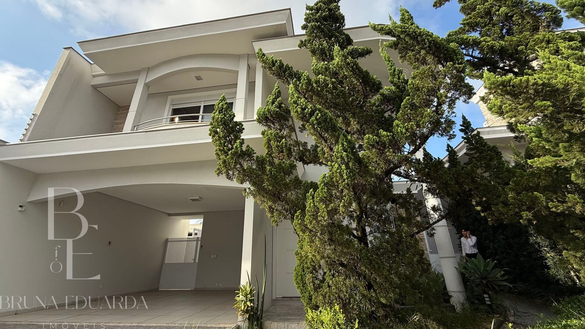 CASA NO BAIRRO FLORESTA