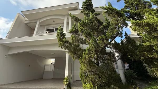 CASA NO BAIRRO FLORESTA