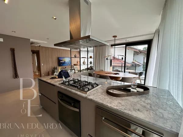 APARTAMENTO NO AMÉRICA