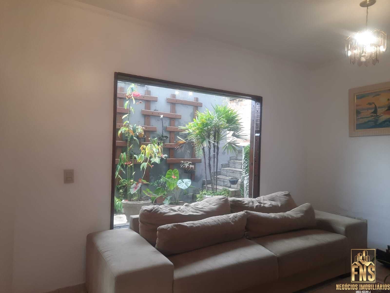 Casa de Condomínio em Carapicuíba - Chácara dos Junqueiras