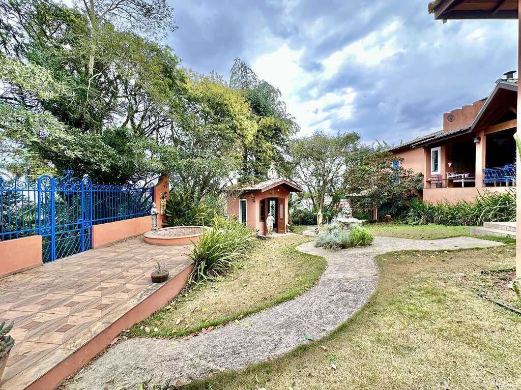 Linda Casa Térrea, Rústica e única !! Condomínio Paisagem Renoir II