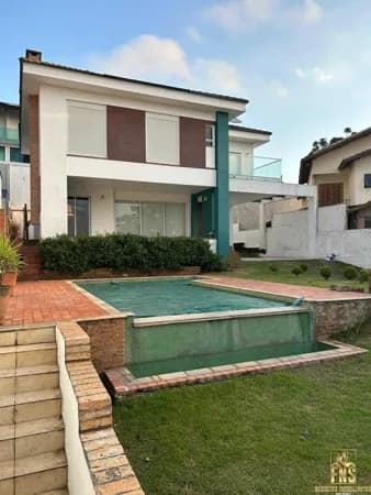 Casa com 3 dormitórios - piscina climatizada - Fazendinha