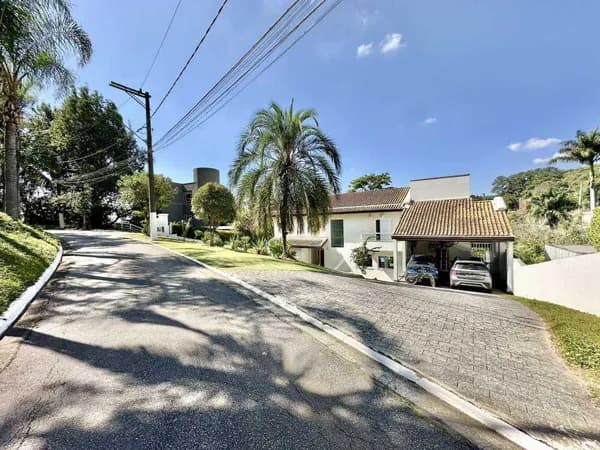 Casa em Carapicuíba - Residencial Euroville