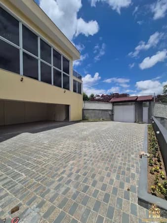 Casa Nova Impecável Para Locação/Fazendinha