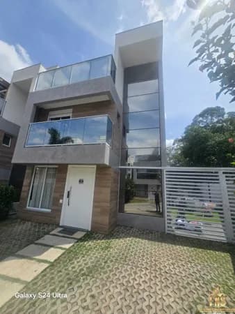 Casa Triplex Townhouse Granja Viana